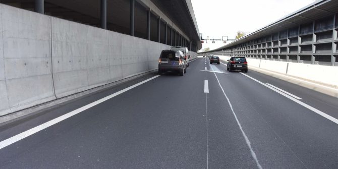 Unfall auf der A2 bie Hergiswil