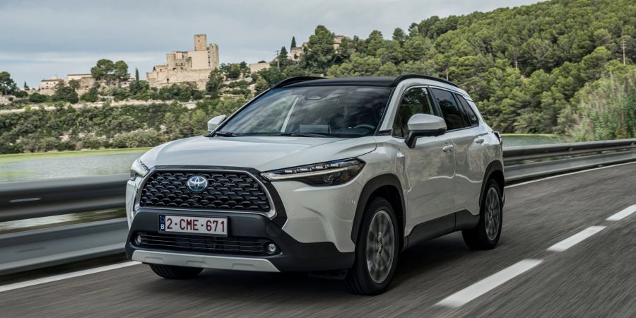 Rustikaler Neuzugang: Der Corolla kann als Cross demnächst auch als SUV auf die Strasse rollen.