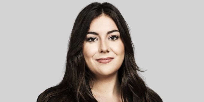 Samira Marti ist Ökonomin, Co-Präsidentin der Sozialdemokratischen Fraktion der Bundesversammlung und Nationalrätin. Samira Marti