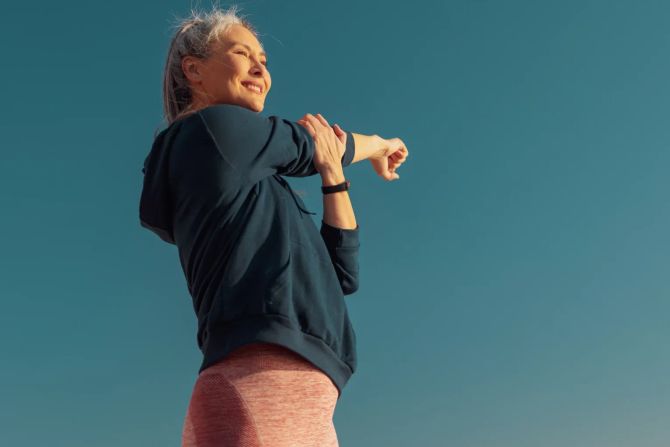 Ältere Frau beim Sport
