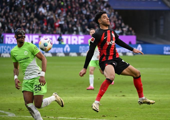 Eintracht Frankfurt hätte mit einem Heimsieg gegen den VfL Wolfsburg ihre Sieglos-Serie beendet können. Eintracht Frankfurt