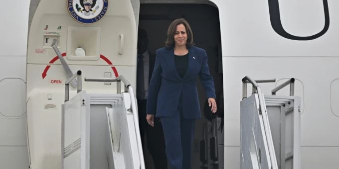 «Fühle mich geehrt» - Vize Kamala Harris greift nach Kandidatur