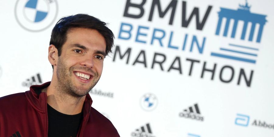 Ex-Weltfussballer Kaká nimmt am Berlin-Marathon teil.