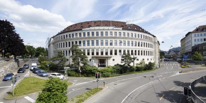 Wegen Stromkrise - ZHAW-Studis sollen Treppen steigen statt Lift fahren