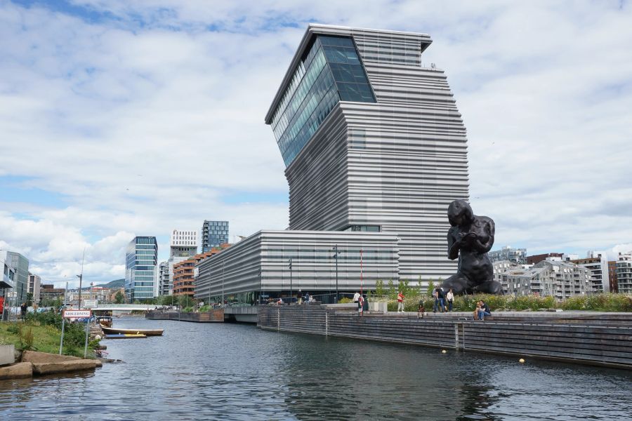 Kanal Gebäude Museum Edvard Munc Skulptur Norwegen Oslo