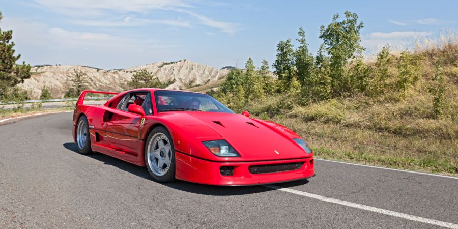 Ein Ferrari F40 während des «Trofeo Lorenzo Bandini» im August 2013.