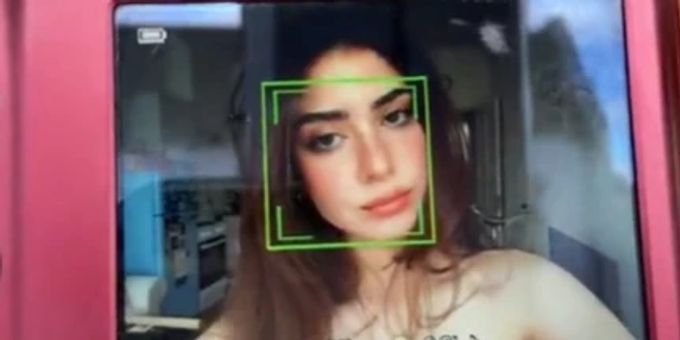 «Sehnsucht» - Generation Z filmt wieder mit Digitalkamera statt Handy
