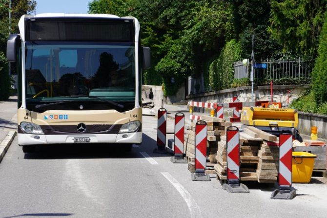 Bus Zollikon Ampel
