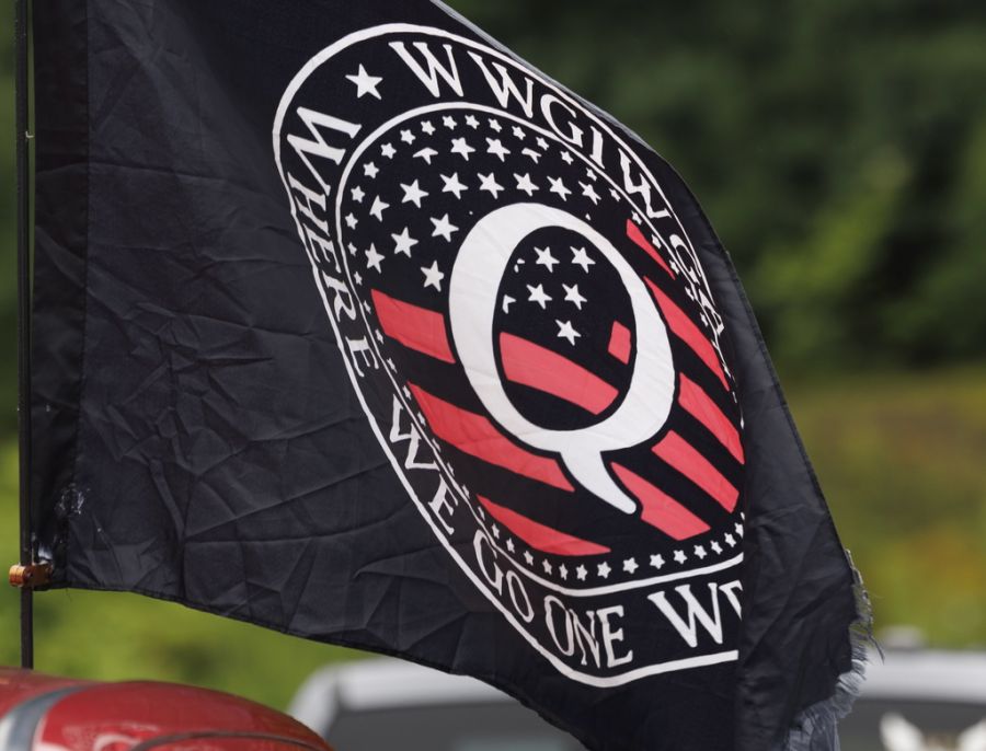 Viele MAGA-Anhänger glauben auch an die «QAnon»-Verschwörungtheorien.