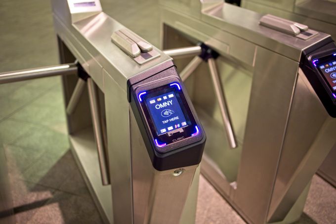 Kontaktloses Bezahlen mit Apple Pay und Kreditkarte funktioniert in New York bereits. (Symbolbild) New York Subway