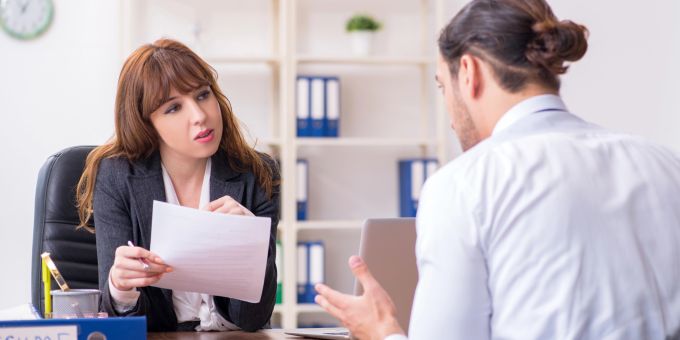 Kündigung auf dem Tisch? So findest du heraus, ob sie rechtens ist. Kündigung