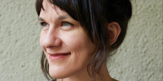 Eva Rottmann erhält den Schweizer Kinder- und Jugendbuchpreis 2025. Eva Rottmann