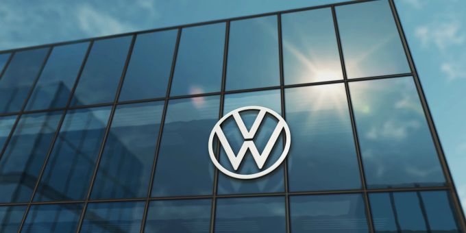 Chef Wayne Griffiths verlässt VW auf eigenen Wunsch. (Archivbild) vw gebäude archivbild