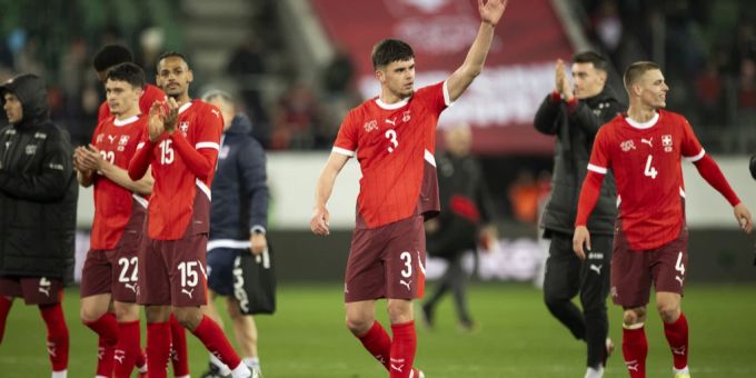 Albian Hajdari debütierte zuletzt für die Schweizer Nati. Bayer Leverkusen