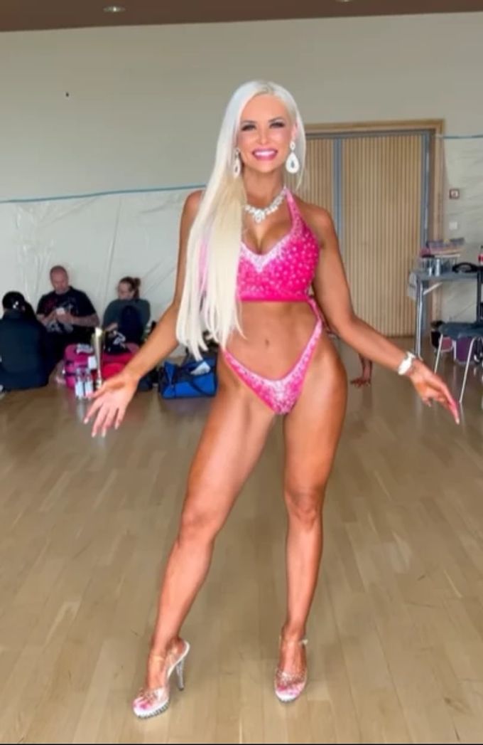 Daniela Katzenberger zeigt ihren durchtrainierten Body. Daniela Katzenberger