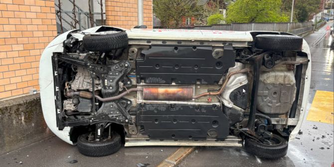 Unfall Mitlödi