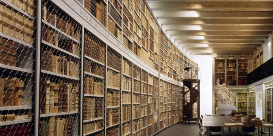 Die Bibliothek umfasst die vom Architekturprofessor Werner Oechslin aufgebaute Büchersammlung. (Archivaufnahme)