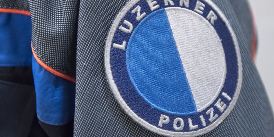 Die Luzerner Polizei beschäftigten über das Wochenende mehrere Strassenverkehrsunfälle. (Symbolbild)