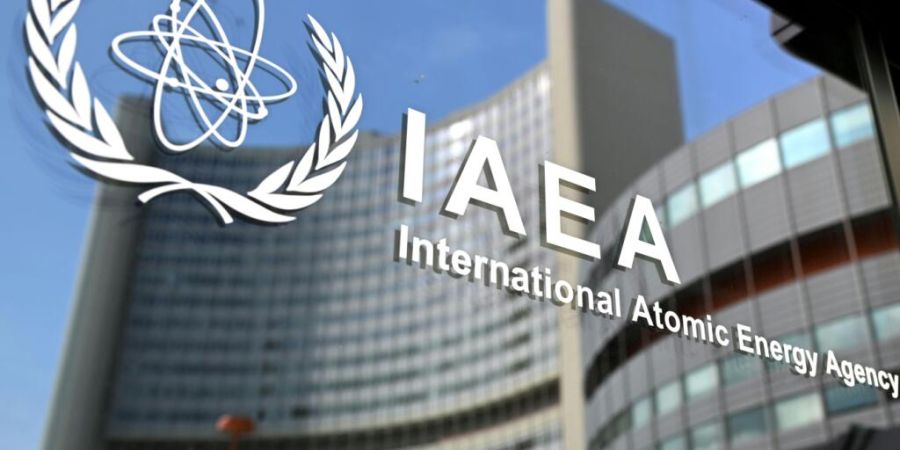 ARCHIV - Das Logo der Internationalen Atomenergiebehörde (IAEA). Foto: Helmut Fohringer/APA/dpa