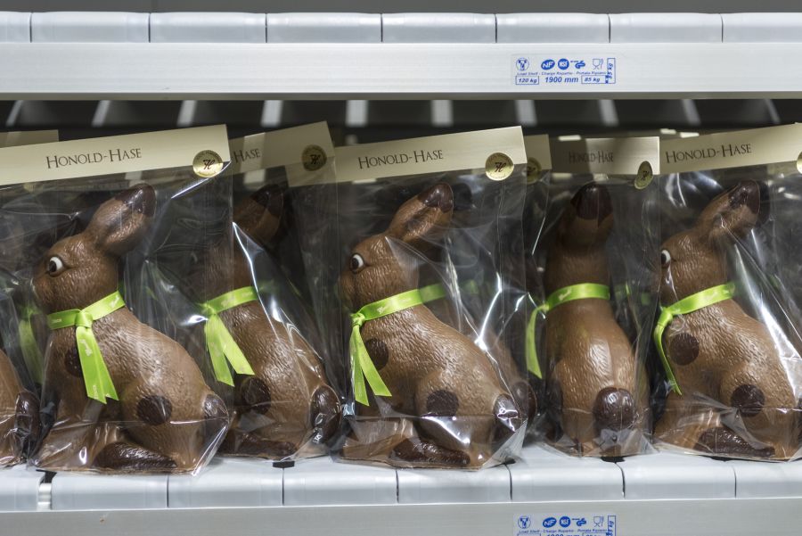 Im laufenden Jahr werden laut Chocosuisse rund 3,5 Millionen weniger Schoggi-Osterhasen produziert als im Jahr zuvor.