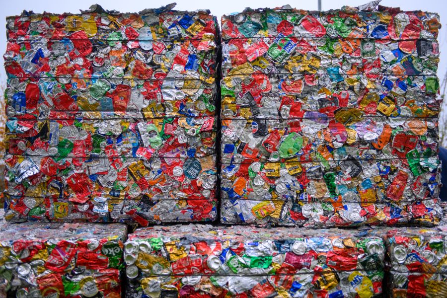 Die Recyclingquote bei Alu-Dosen liegt bei rund 90 Prozent.