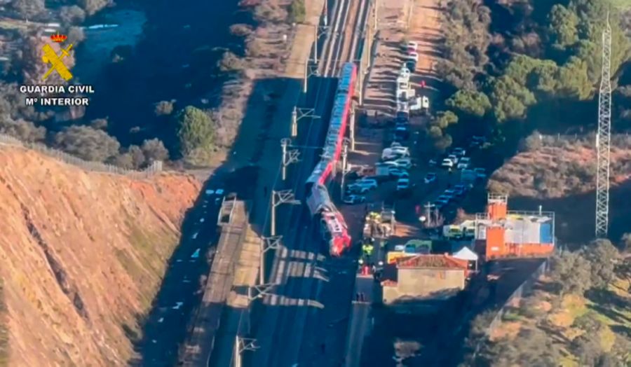 Beide Züge waren mit über 200 Stundenkilometern unterwegs.