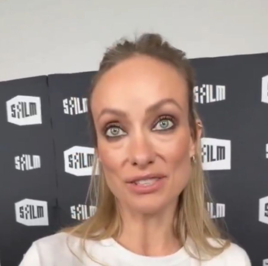 Die Fans zeigen sich besorgt. In den Kommentarspalten wird über ihr schmales Erscheinungsbild diskutiert.