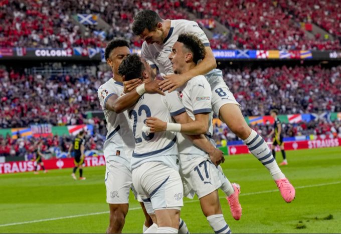 Die Schweizer Nati steht schon fast im Achtelfinal der EM 2024. EM 2024