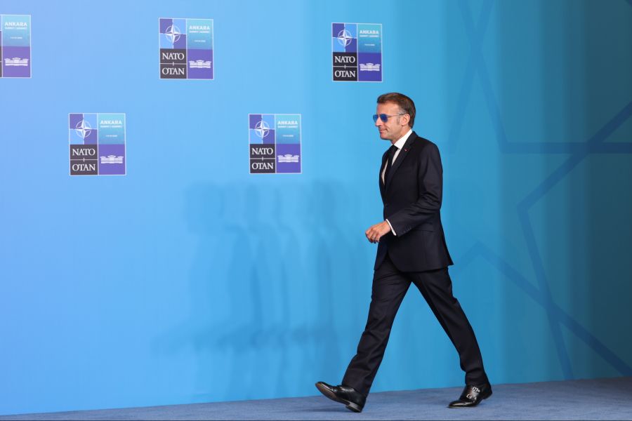 Auch Emmanuel Macron ist für das Treffen in die Türkei gereist.