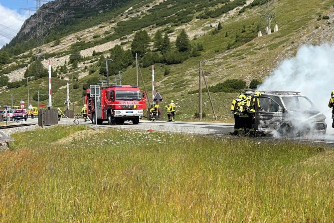 Pontresina GR: Fahrzeug ausgebrannt