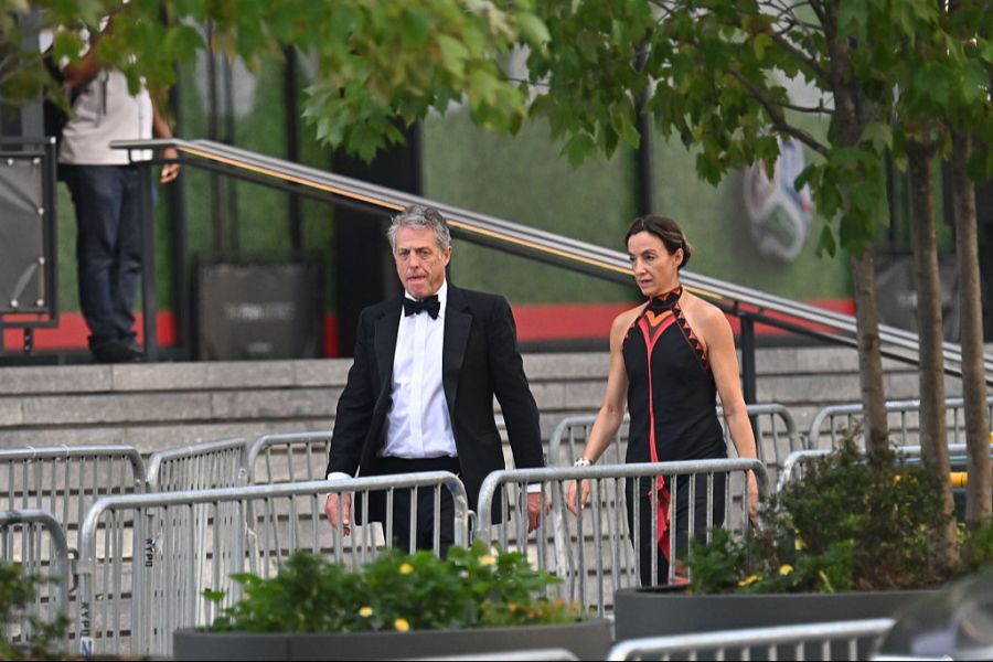 Taylor Swift Hugh Grant