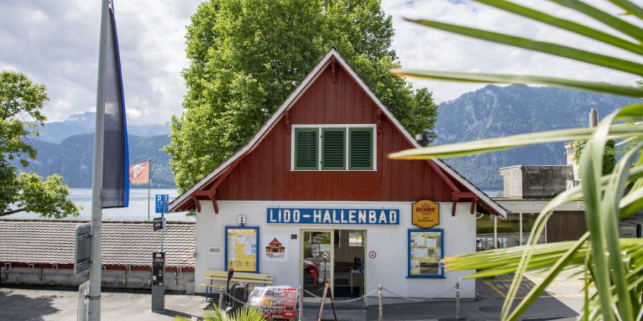 Das Lido-Hallenbad in Weggis kann für 11,5 Millionen Franken saniert werden.