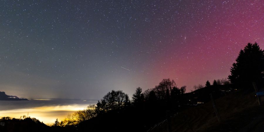 Deutlich sichtbare Polarlichter haben in der Nacht auf den 20. Januar 2026 den Himmel über Les Avants VD erleuchtet. In der Nacht auf Sonntag waren die Polarlichter über der Schweiz h...