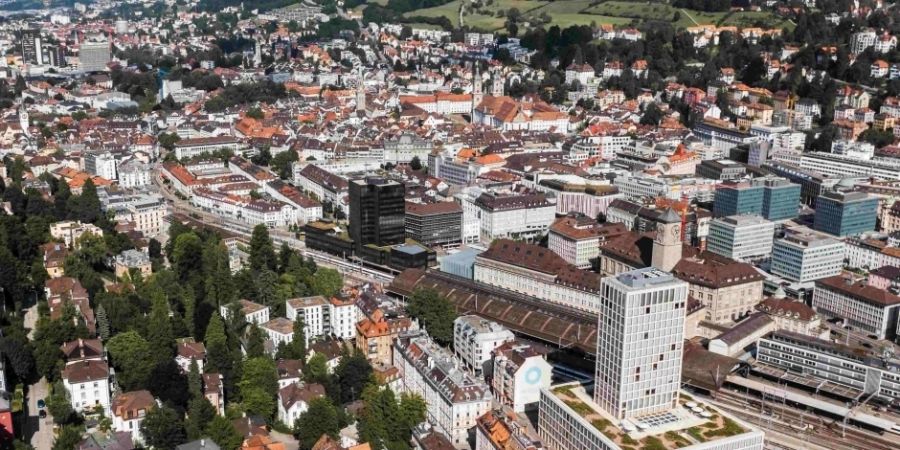 Das Budget 2027 weist ein Defizit von 6 Millionen Franken aus. Klingt nach einer Verbesserung? Ist es auch – verglichen mit den ursprünglich erwarteten Defizit von 27 Millionen Franken.