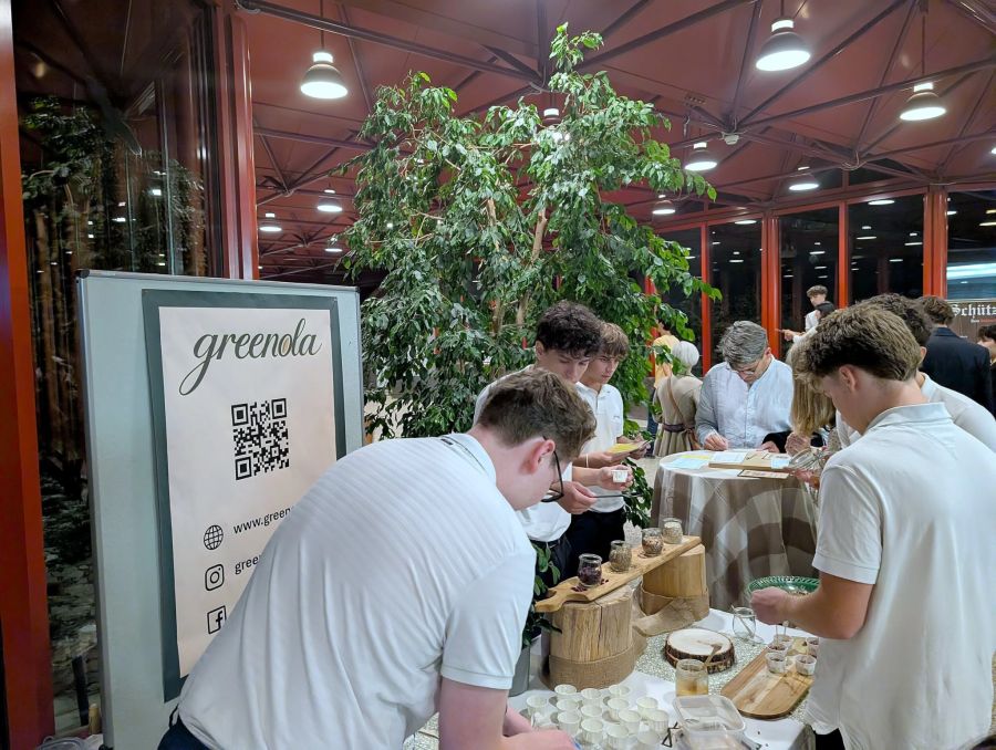 Das Team Greenola will zeigen, dass Nachhaltigkeit auch  richtig gut schmecken kann.