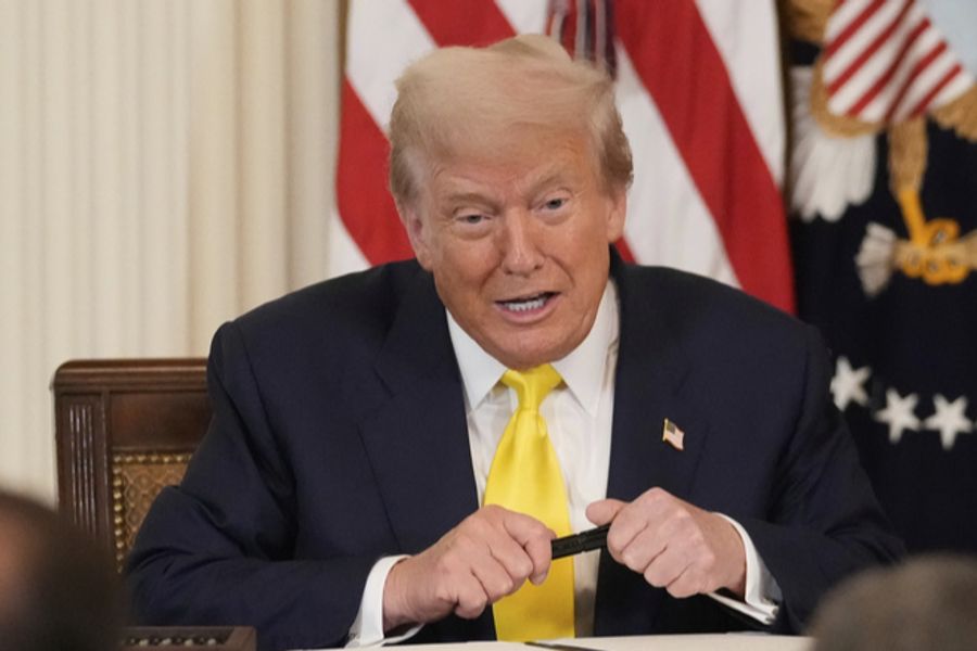 Donald Trump belegt die Schweiz mit hohen Zöllen.