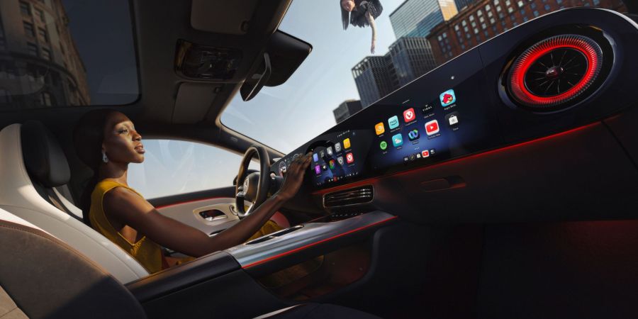 Hyperscreen Mercedes