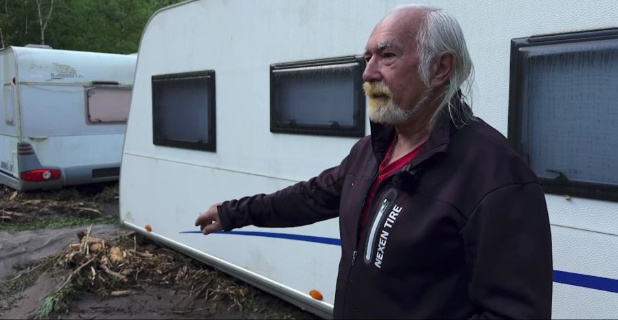 Der Campingplatz von Platzwart Hans Müller verwandelte sich in eine Schlammwüste.