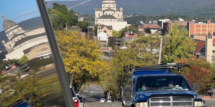 Altoona mit seiner Kathedrale im Hintergrund