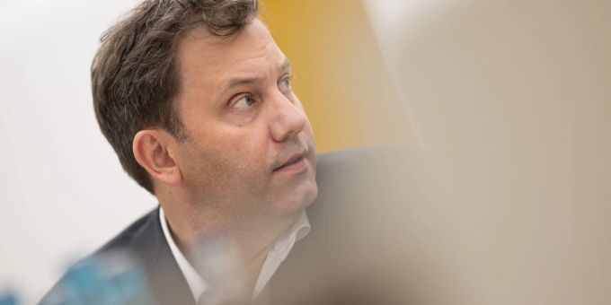 Will mit der SPD gemeinsam marschieren - Parteichef Lars Klingbeil. (Archiv-Bild) Will mit der SPD gemeinsam marschieren - Parteichef Lars Klingbeil. (Archiv-Bild)