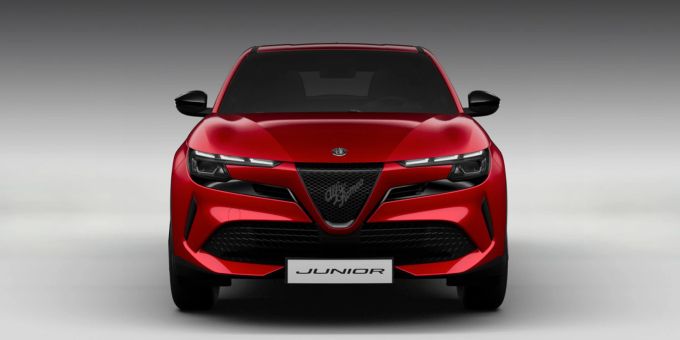 Alfa Romeo Junior: Sportliches Design, zahme Motoren. Alfa Romeo Junior