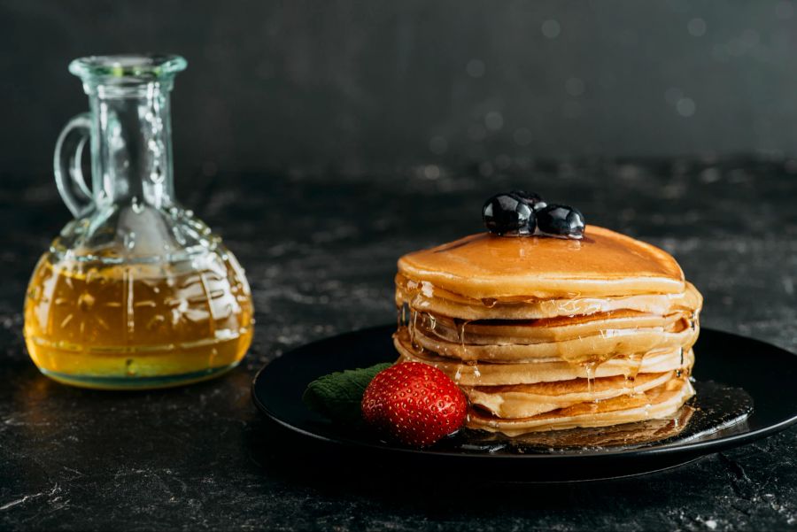 Pancakes, Ahornsirup