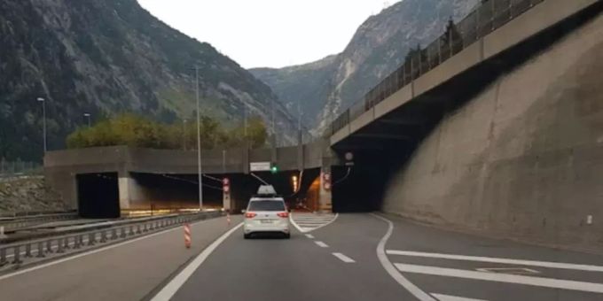 Die vier verletzten Personen wurden ins Spital gebracht.