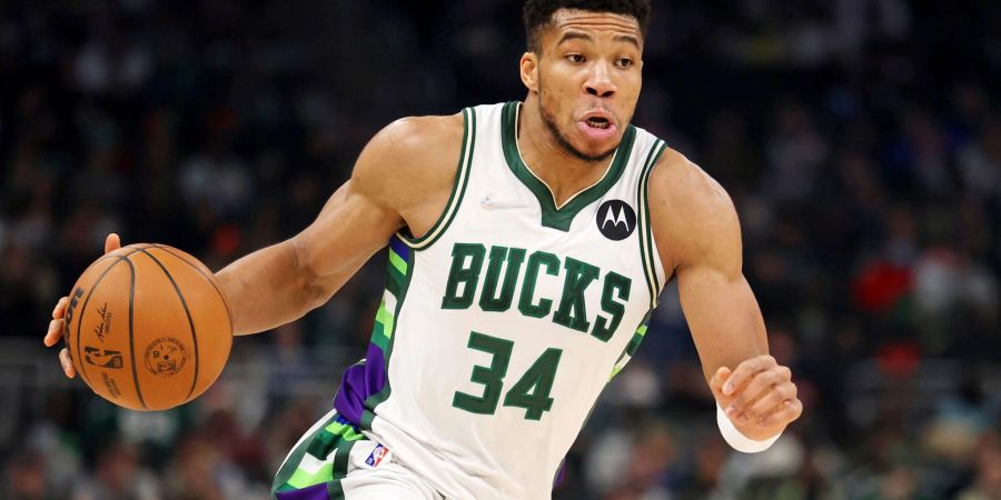 Der griechische Nationalspieler Giannis Antetokounmpo von den Milwaukee Bucks in Aktion.