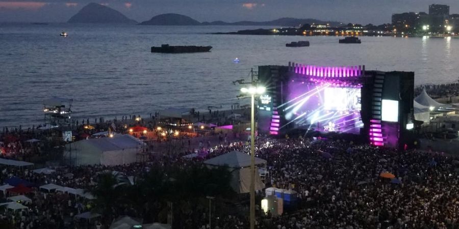 Offenbar der beliebteste Ort für riesige Konzerte: der Cobacabana-Strand in Rio.