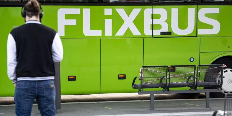 Schon im Frühjahr hatte Flixbus angesichts der Corona-Auflagen vorübergehend keine Fahrten mehr angeboten. Foto: Fabian Sommer/dpa