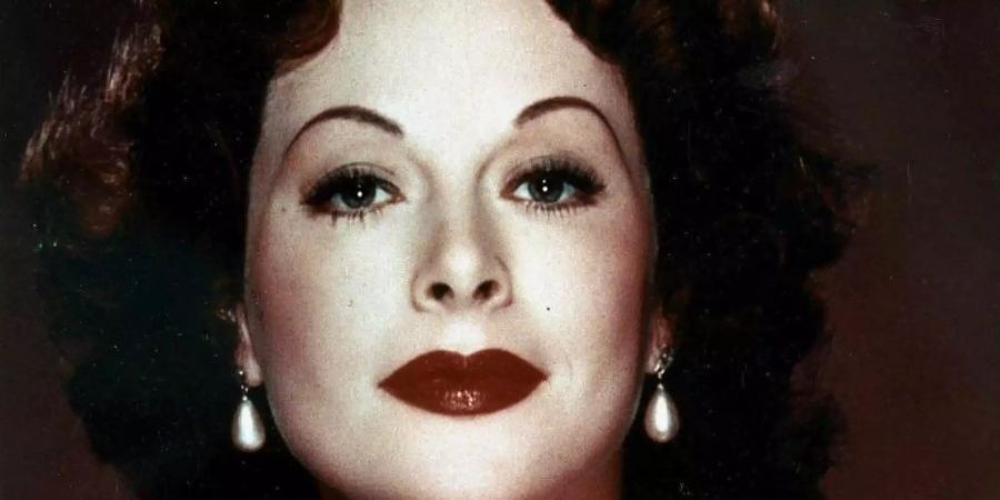 Die Schauspielerin Hedy Lamarr entwickelte nebenbei das Frequenzsprungverfahren. Foto: Ho/AFP_FILES/dpa