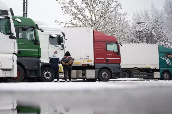Parkplatz für Lastwagen