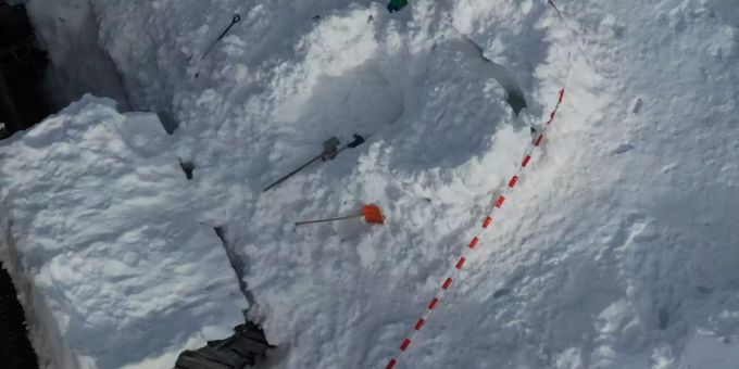 Die Unfallstelle in Tarasp GR. Iglu