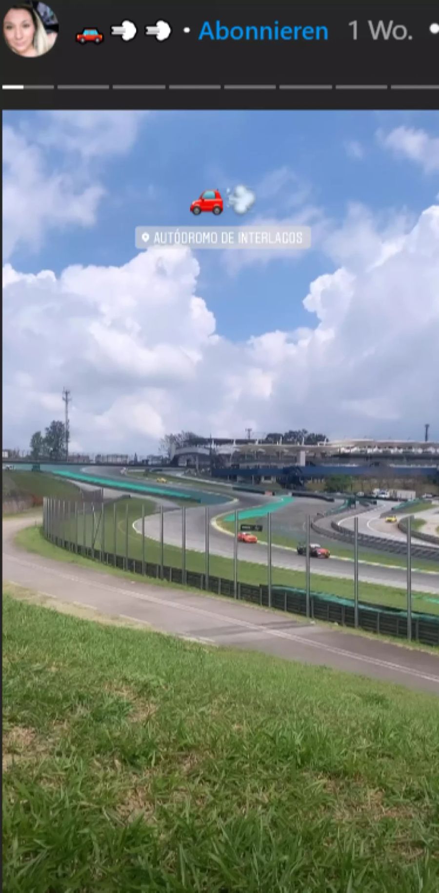 Ursprünglich war sie nur Zuschauerin bei einem Drag-Race.
